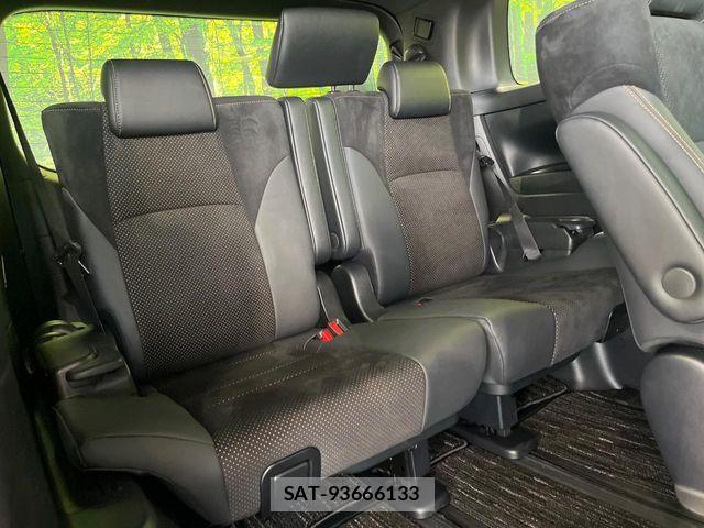 Toyota ALPHARD 2021-02 8334638-9