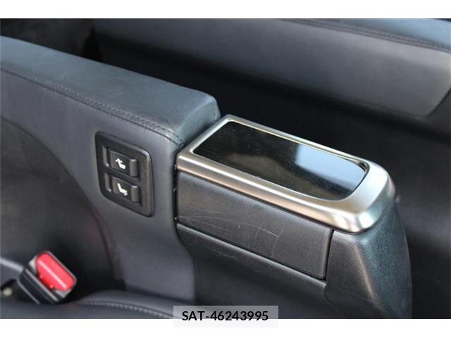 Toyota ALPHARD 2015-10 8334661-12