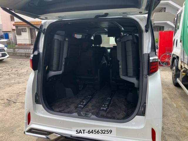 Toyota ALPHARD 2023-09 8334592-5
