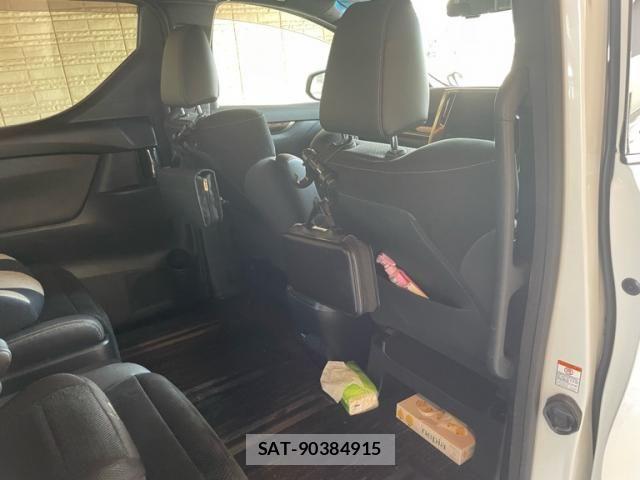 Toyota ALPHARD 2021-11 8334644-11