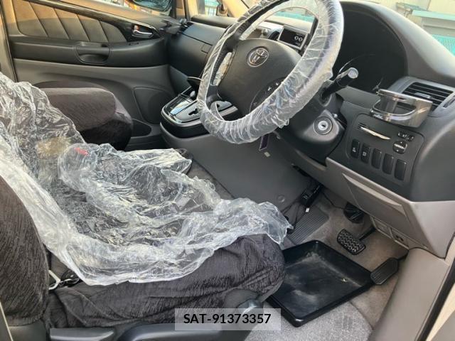 Toyota ALPHARD 2006-02 8334673-16