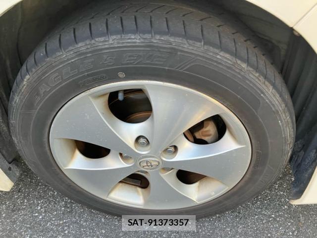 Toyota ALPHARD 2006-02 8334673-3