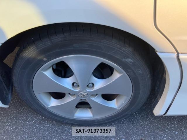 Toyota ALPHARD 2006-02 8334673-4