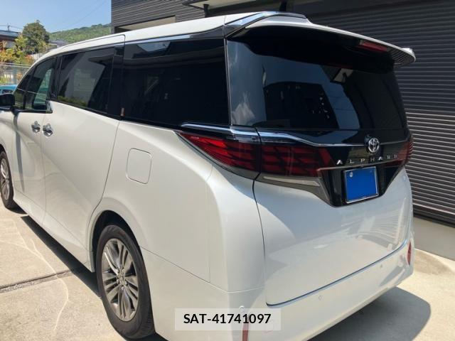 Toyota ALPHARD 2025-03 8334593-3