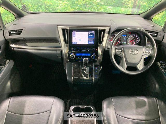Toyota ALPHARD 2021-11 8334636-1