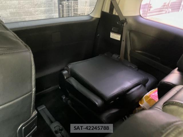 Toyota ALPHARD 2012-01 8334666-18
