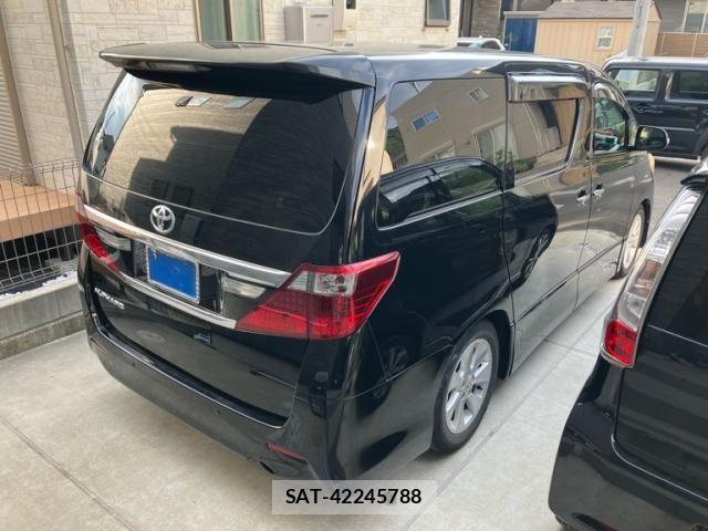 Toyota ALPHARD 2012-01 8334666-3