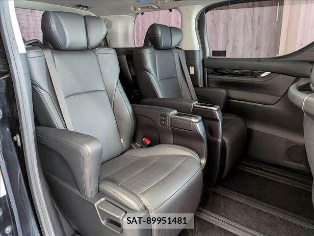 Toyota ALPHARD 2018-10 8334646-10