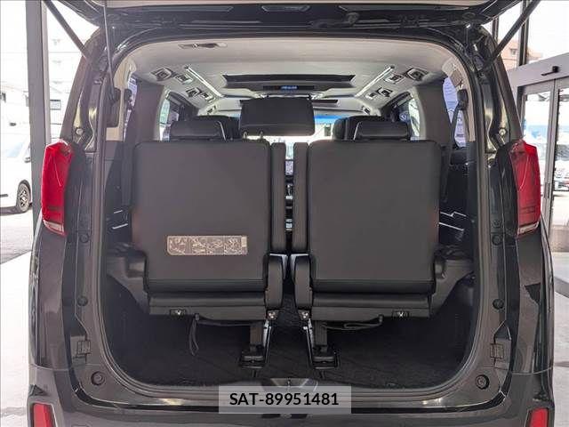 Toyota ALPHARD 2018-10 8334646-12