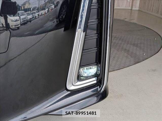 Toyota ALPHARD 2018-10 8334646-15