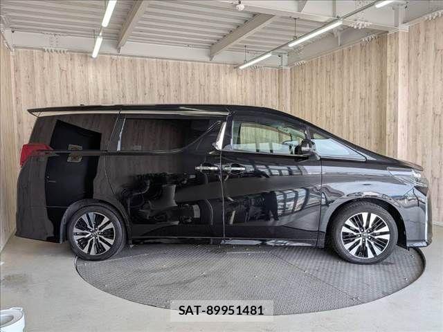 Toyota ALPHARD 2018-10 8334646-19