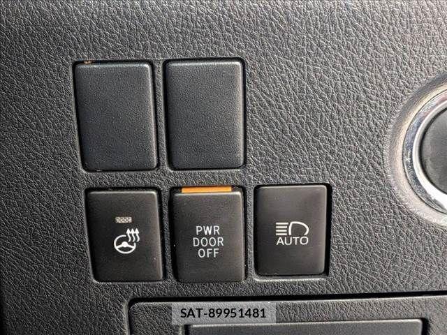 Toyota ALPHARD 2018-10 8334646-8