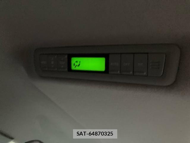 Toyota ALPHARD 2004-12 8334674-16