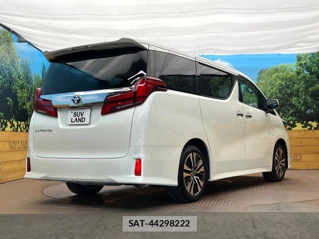 Toyota ALPHARD 2023-04 8334624-17