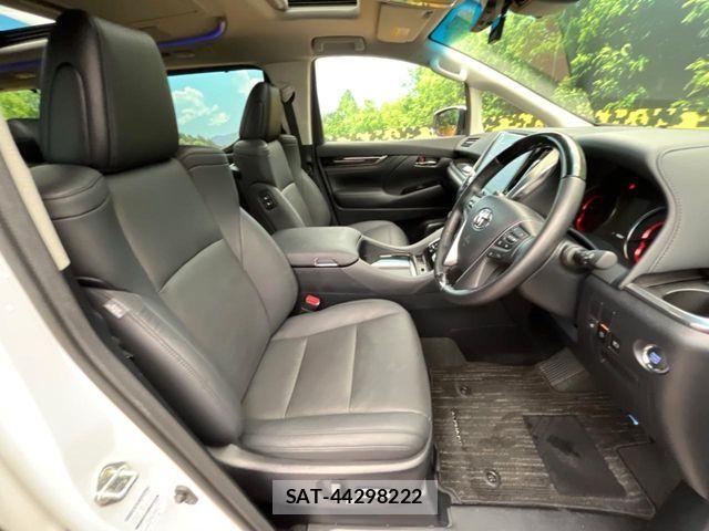 Toyota ALPHARD 2023-04 8334624-7