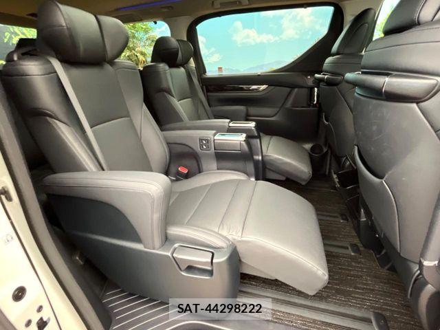 Toyota ALPHARD 2023-04 8334624-8