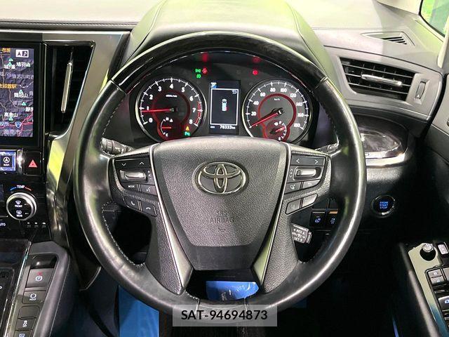 Toyota ALPHARD 2019-06 8334647-11