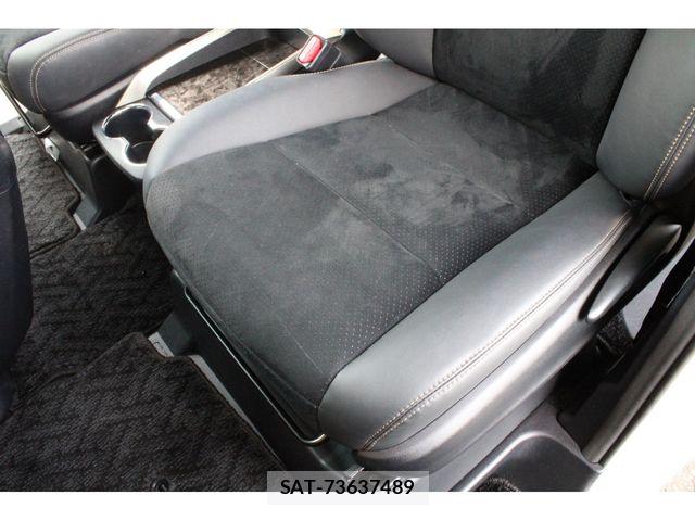 Toyota ALPHARD 2023-05 8334524-17