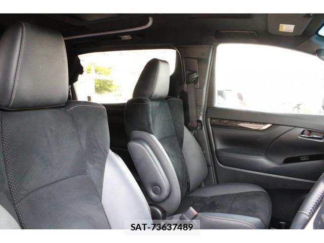 Toyota ALPHARD 2023-05 8334524-2