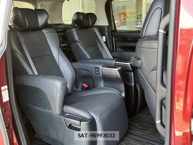 Toyota ALPHARD 2021-03 8334627-20