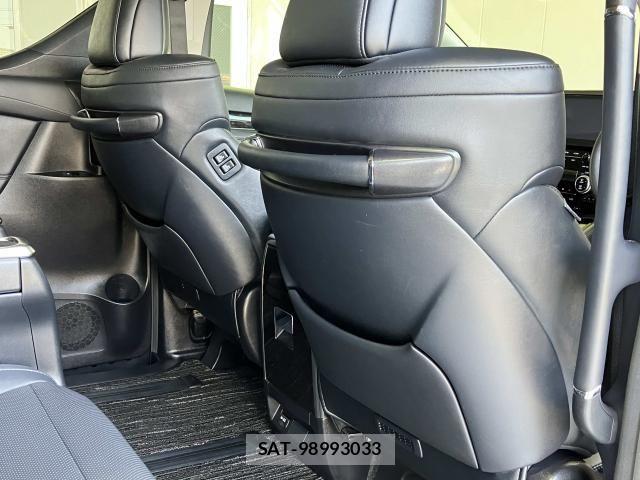 Toyota ALPHARD 2021-03 8334627-21