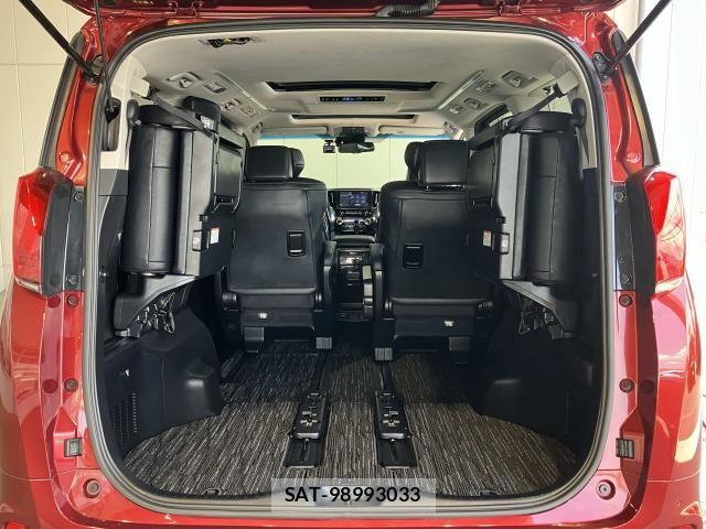 Toyota ALPHARD 2021-03 8334627-23