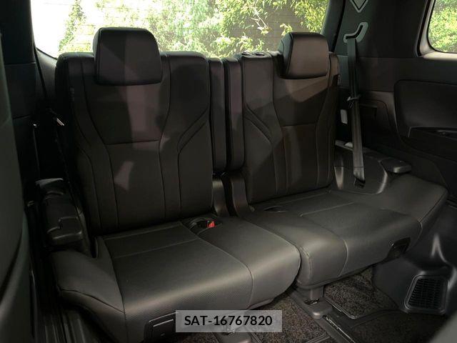 Toyota ALPHARD 2025-11 8334601-11