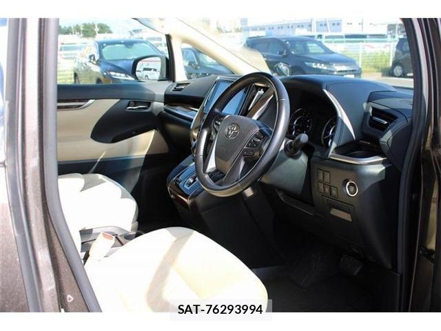 Toyota ALPHARD 2020-04 8334659-23