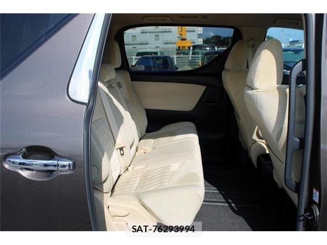 Toyota ALPHARD 2020-04 8334659-28