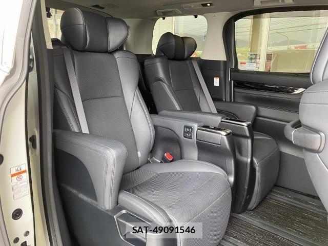 Toyota ALPHARD 2021-09 8334633-20