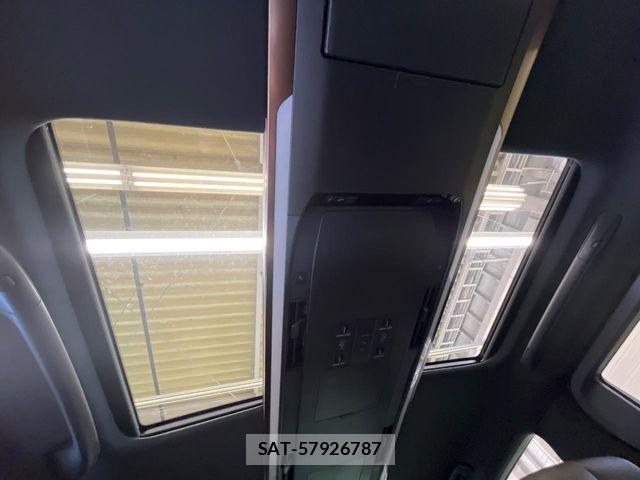 Toyota ALPHARD 2025-03 8334617-2