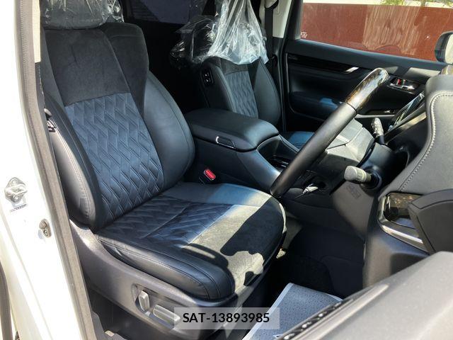 Toyota ALPHARD 2016-12 8334657-11