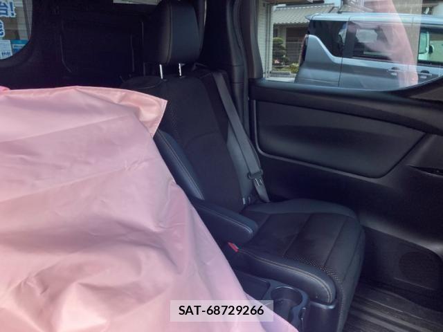 Toyota ALPHARD 2021-03 8334650-11