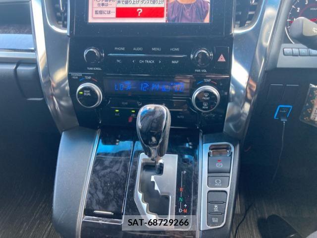 Toyota ALPHARD 2021-03 8334650-19