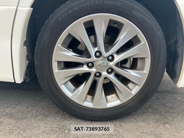 Toyota ALPHARD 2011-07 8334672-3