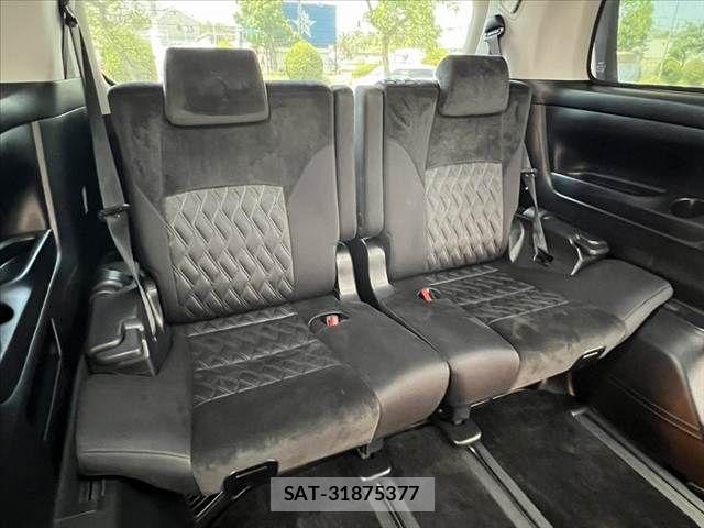Toyota ALPHARD 2019-10 8334653-19
