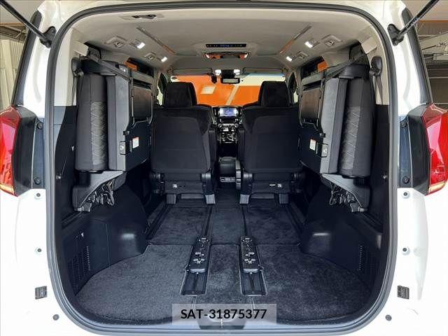 Toyota ALPHARD 2019-10 8334653-21