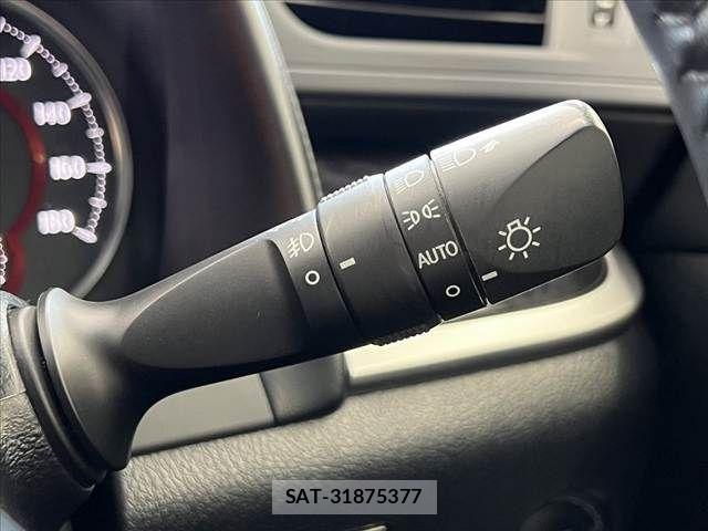 Toyota ALPHARD 2019-10 8334653-27