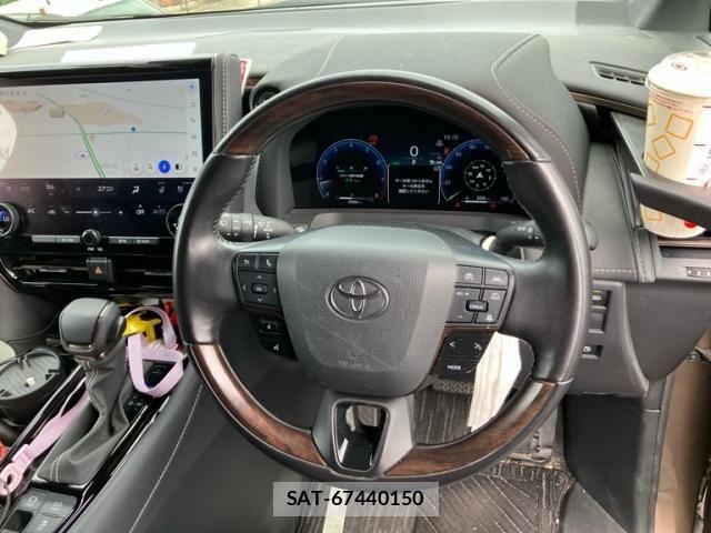 Toyota ALPHARD 2024-10 8334622-13