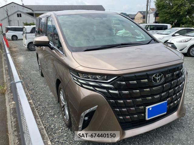 Toyota ALPHARD 2024-10 8334622-1