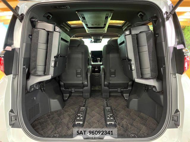 Toyota ALPHARD 2024-01 8334620-12