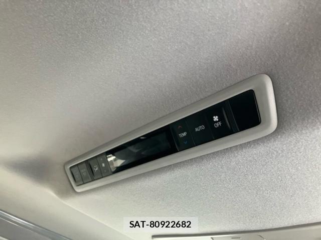 Toyota ALPHARD 2022-09 8334634-9