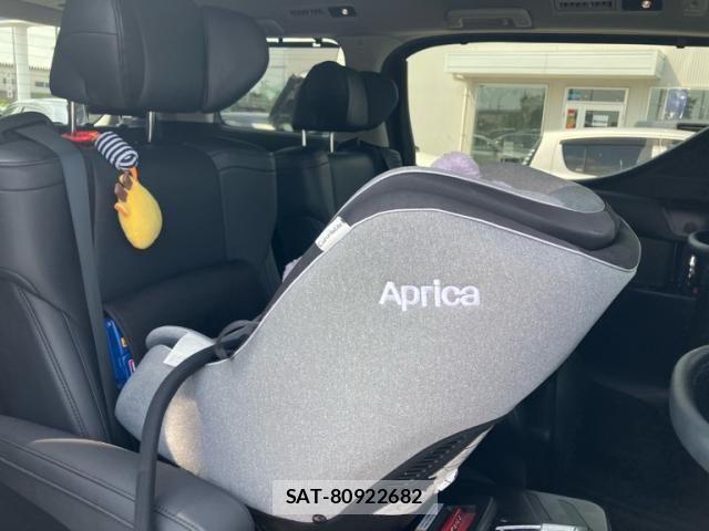 Toyota ALPHARD 2022-09 8334634-5