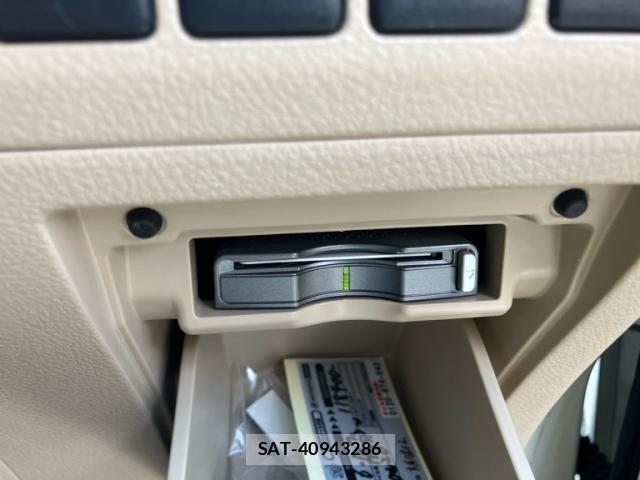 Toyota ALPHARD 2008-05 8334668-16