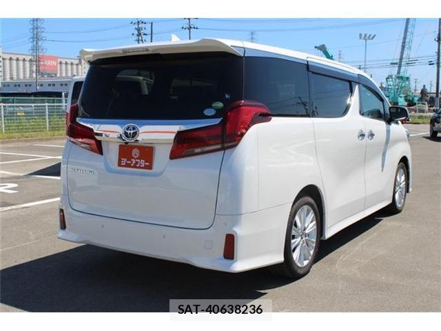 Toyota ALPHARD 2018-05 8353830-9