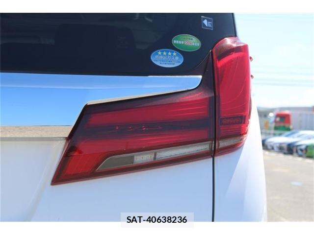 Toyota ALPHARD 2018-05 8353830-24