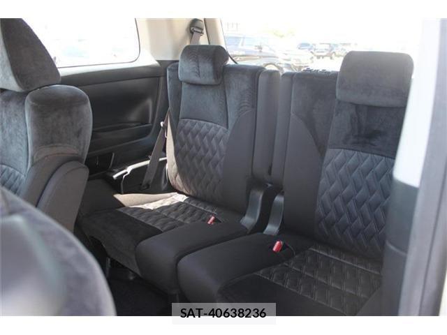 Toyota ALPHARD 2018-05 8353830-29