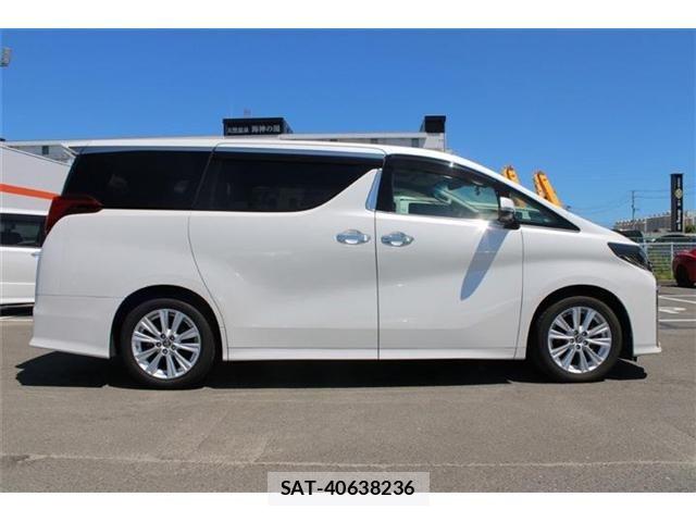 Toyota ALPHARD 2018-05 8353830-8