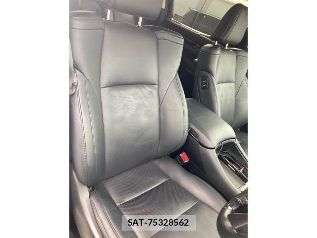 Toyota ALPHARD 2019-02 8353825-15