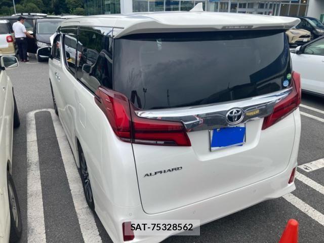 Toyota ALPHARD 2019-02 8353825-1
